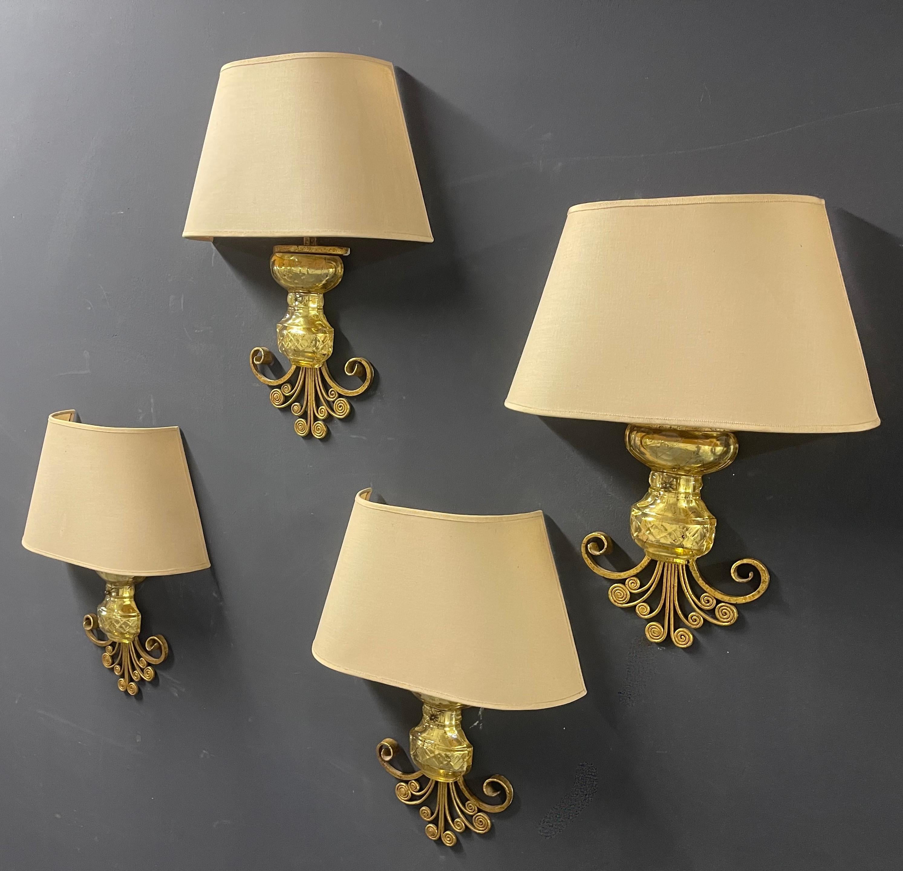 Very Unusual Maison Baguès Wall Sconces Gilded Metal and Crystal For Sale 2