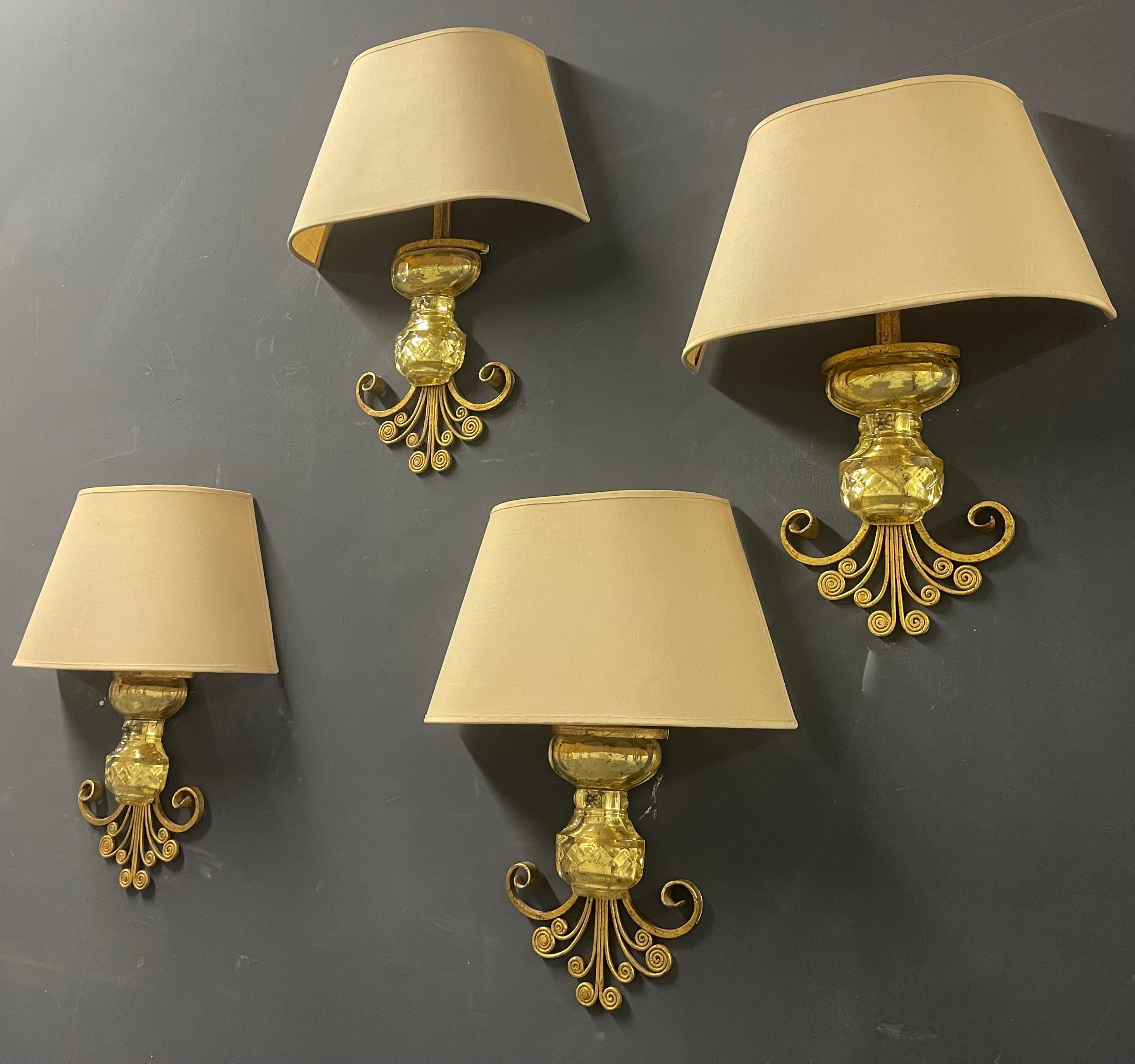 Very Unusual Maison Baguès Wall Sconces Gilded Metal and Crystal For Sale 3
