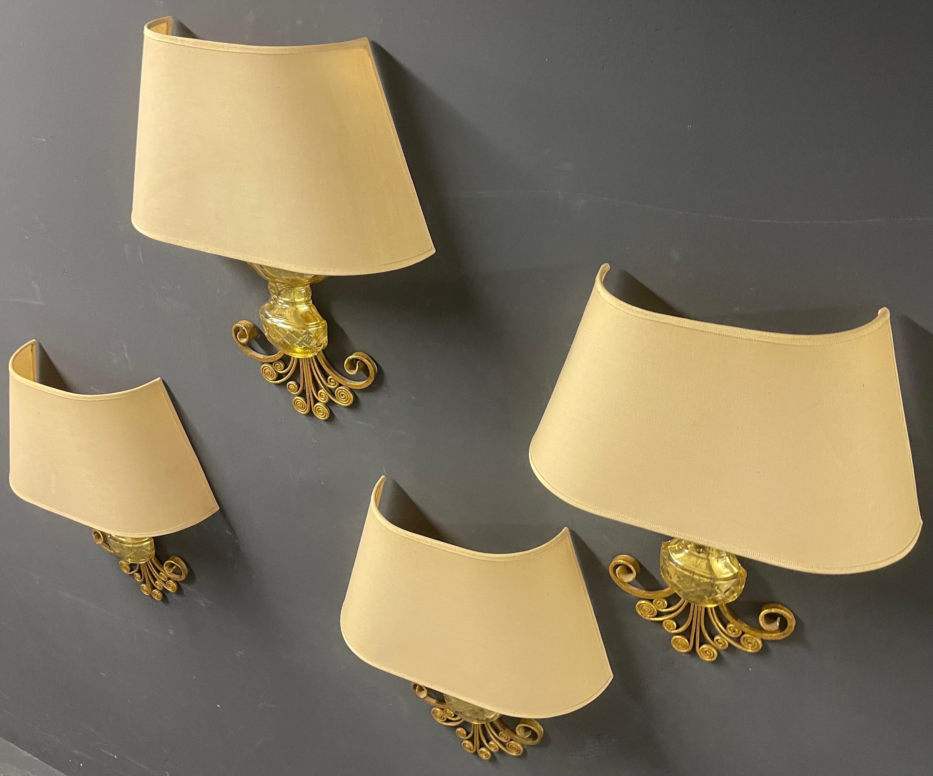 Very Unusual Maison Baguès Wall Sconces Gilded Metal and Crystal For Sale 4