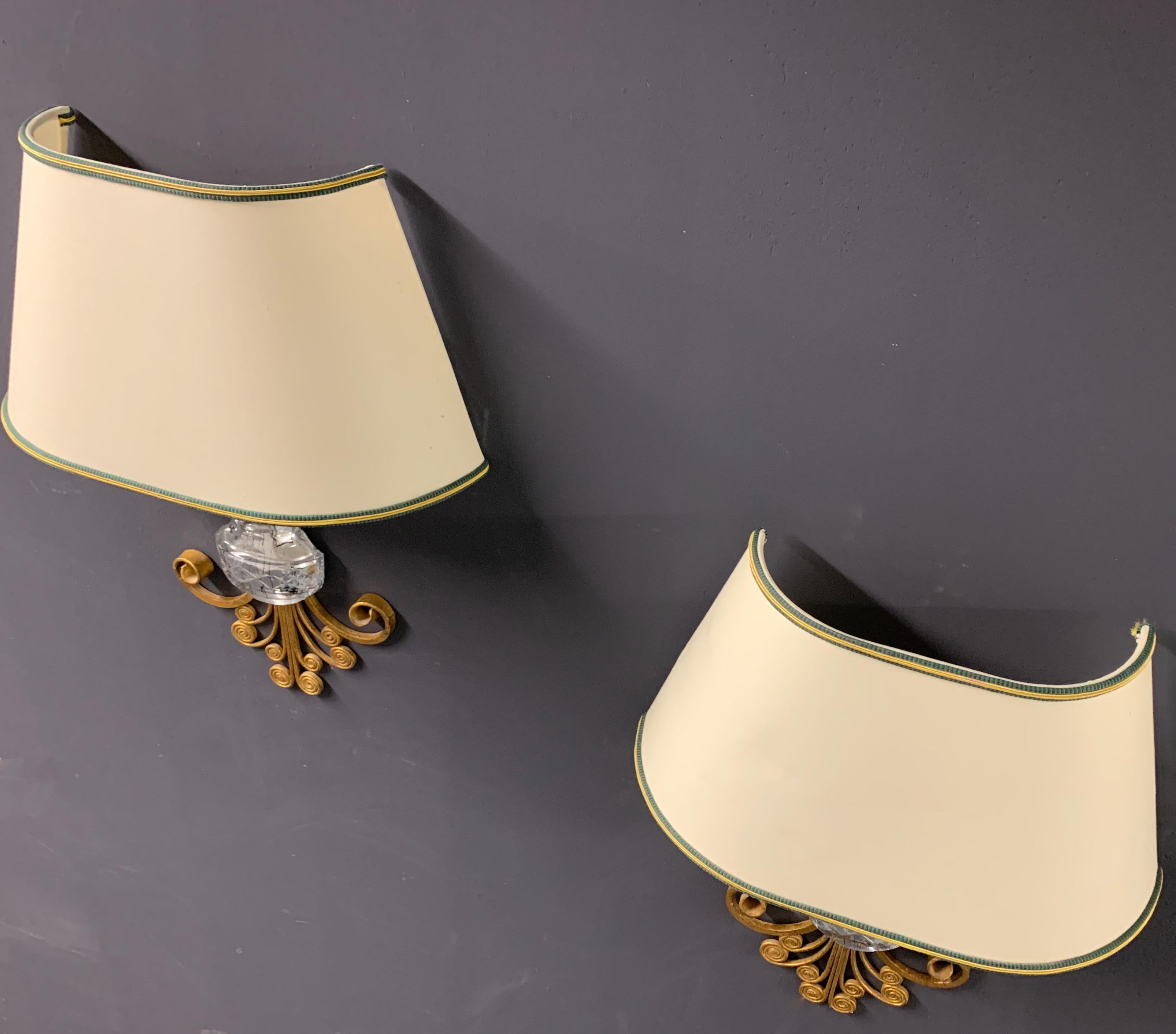 Very Unusual Maison Baguès Wall Scones Gilded Metal and Crystal In Good Condition For Sale In Munich, DE