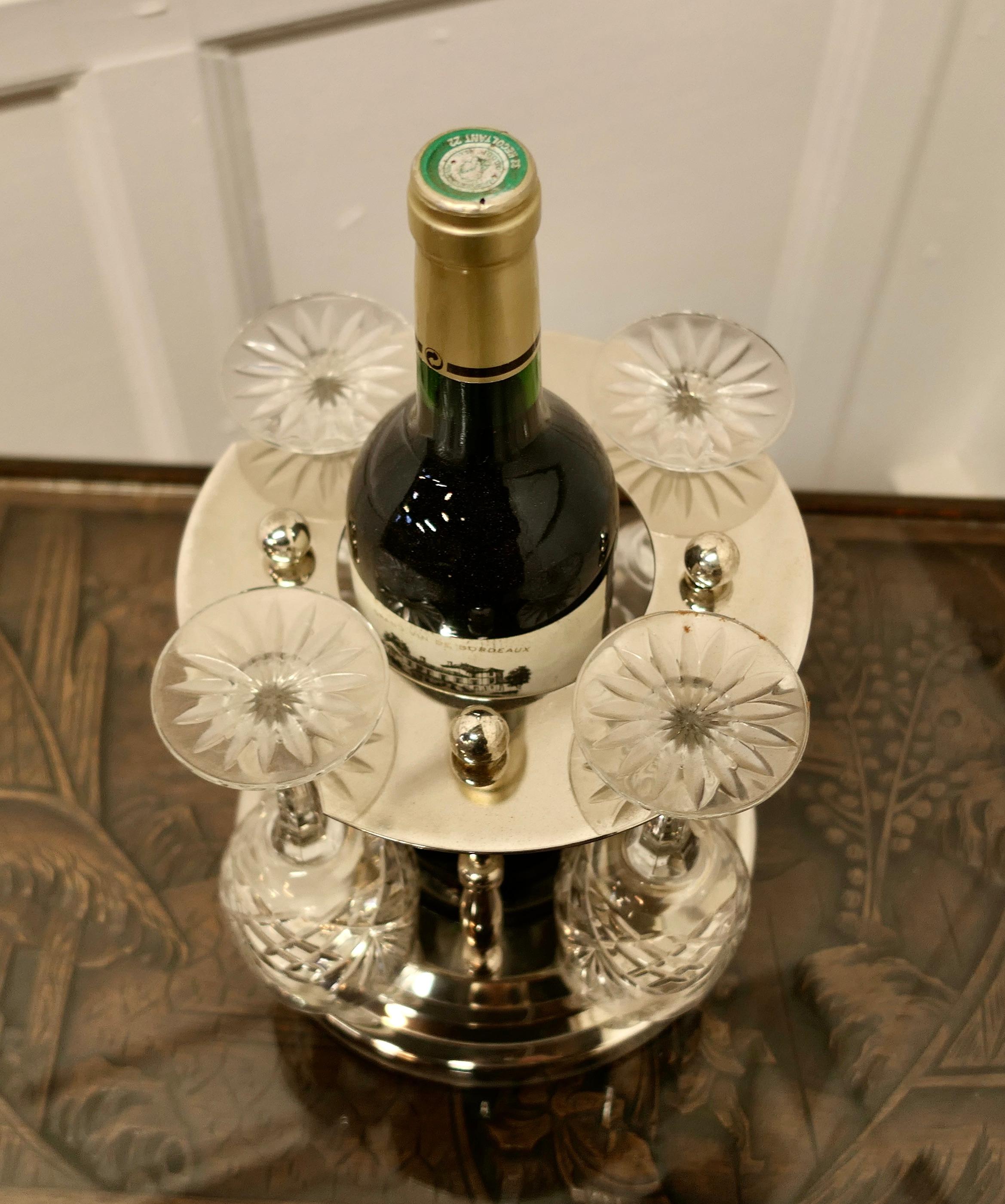 Very Unusual Silver Plated Wine Coaster with Crystal Glasses In Good Condition For Sale In Chillerton, Isle of Wight