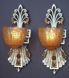 Très très Art Deco Vintage Wall Sconce Lights by Lincoln c.1930 Pair