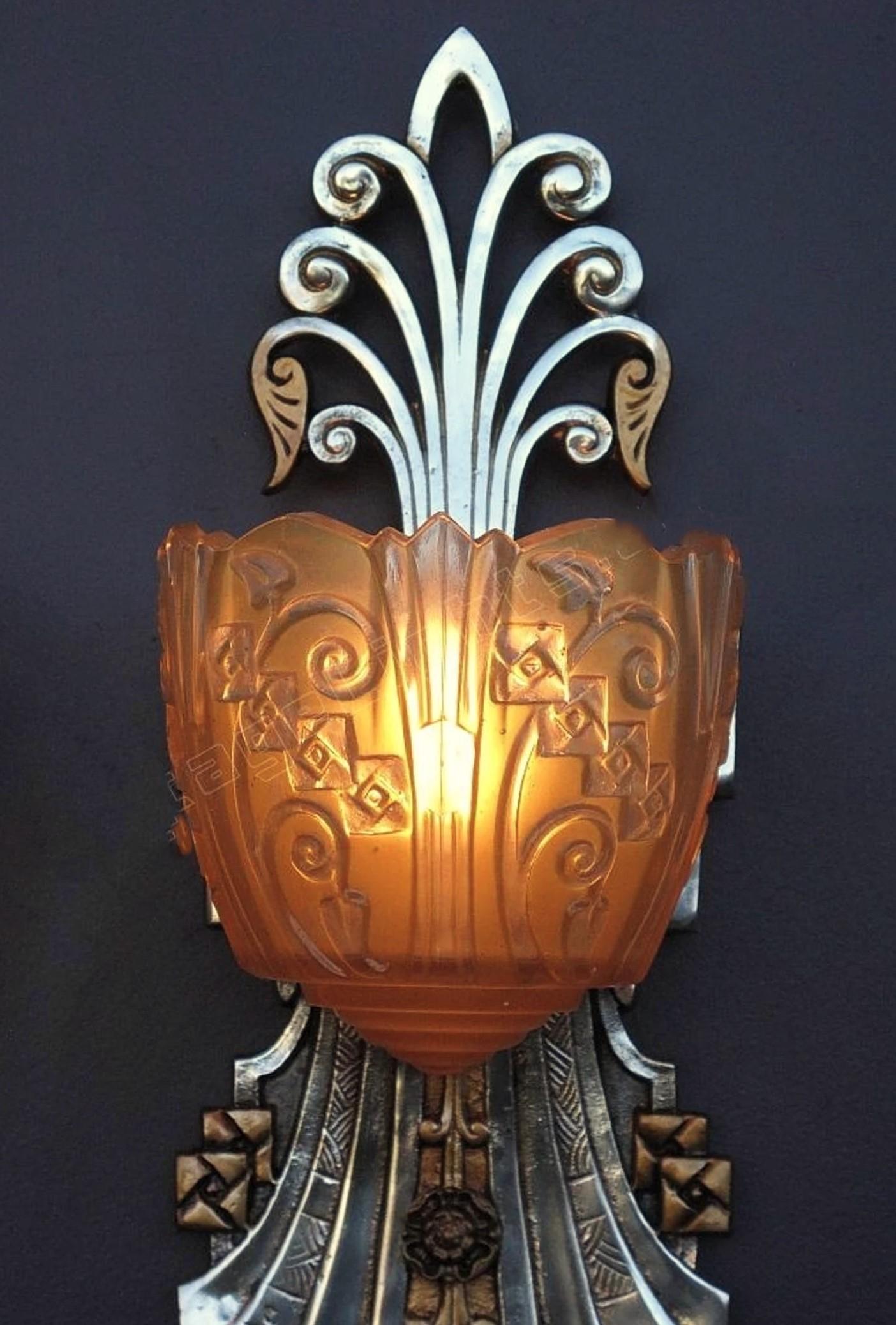 Very Very Art Deco Vintage Wall Sconce Lights by Lincoln c.1930 Pair (Gemalt)