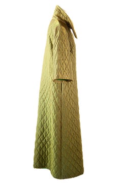 Very Vintage Saks Fifth Avenue Green Robe