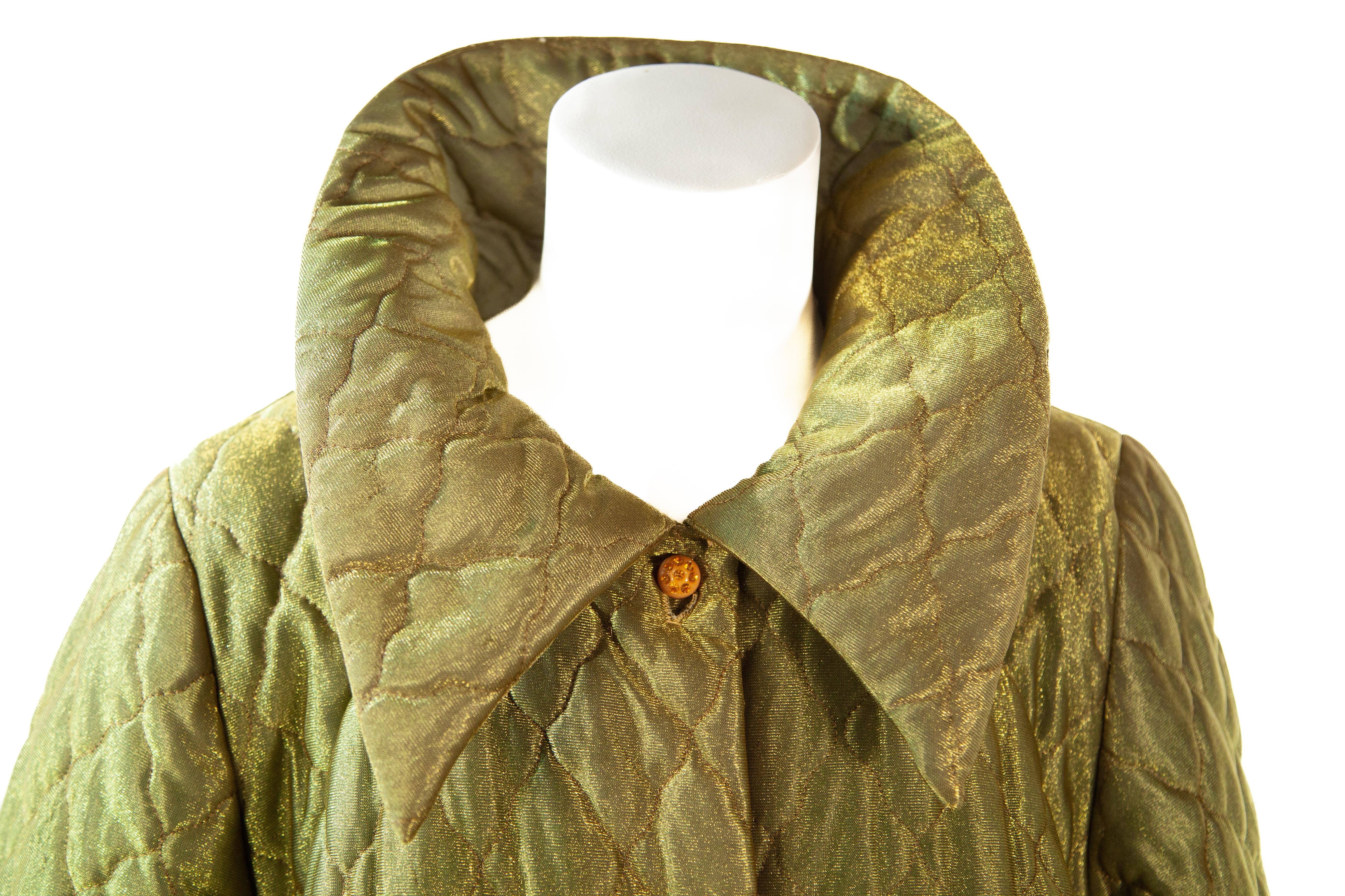 Brown Very Vintage Saks Fifth Avenue Green Robe