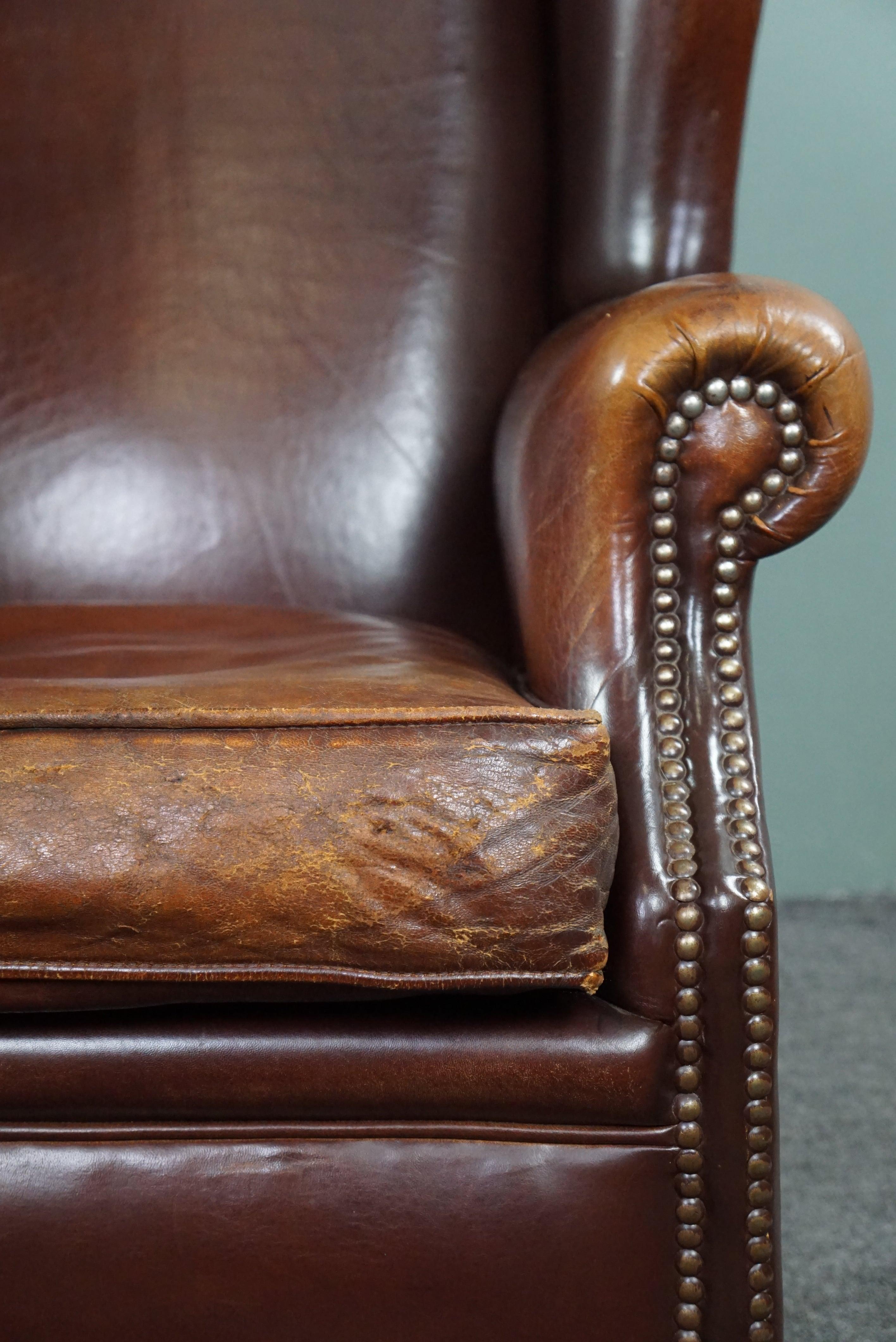 Very warm colored sheep leather wing chair  For Sale 4