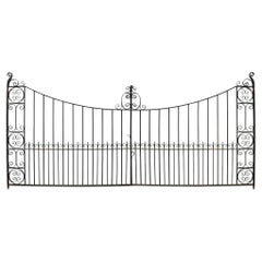 Very Wide Victorian Style Set of Wrought Iron Driveway Gates 478 cm (15’7”)
