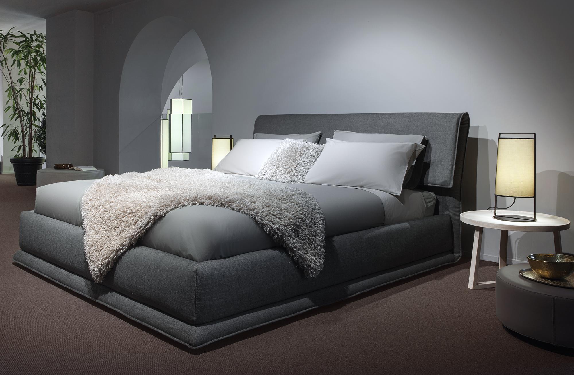 Modern 'VERZIERE' King Size Bed with Smoke Gray Upholstered Headboard and Bed Frame For Sale