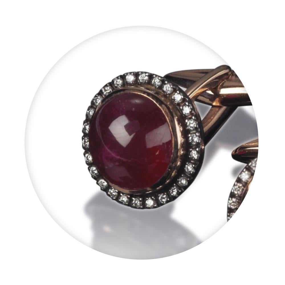 Brilliant Cut Veschetti 18 Karat White and Rose Gold Cabochon-Cut Ruby Diamond Cufflinks For Sale