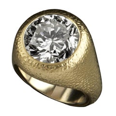 Veschetti 18 Karat Yellow Gold and Diamond Ring