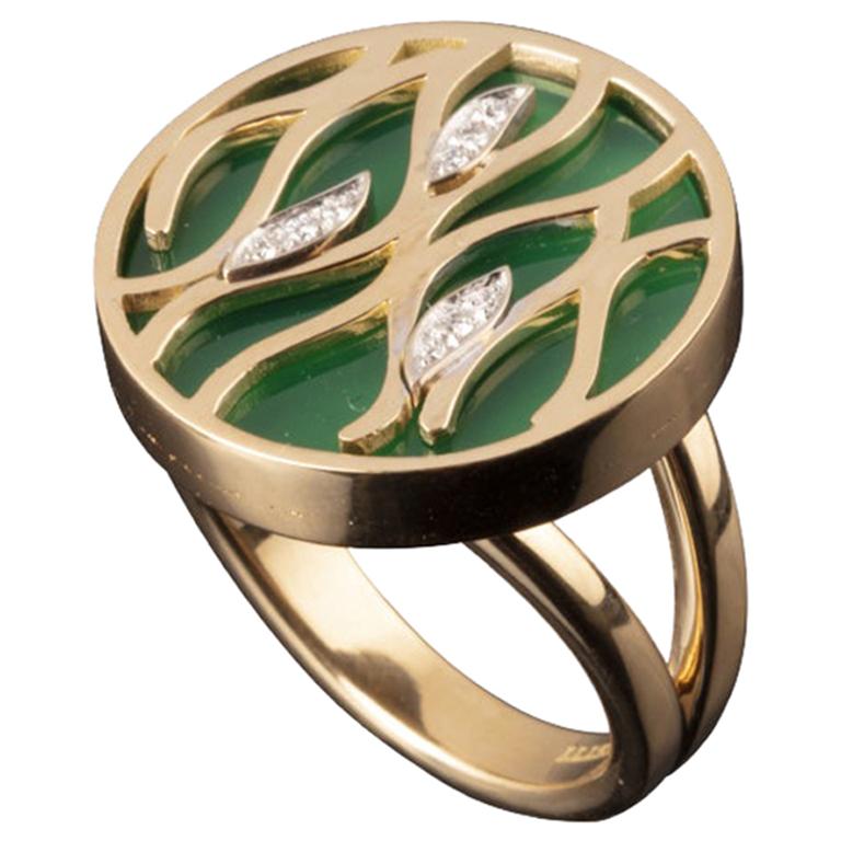 Veschetti 18 Karat Yellow Gold, Green Agate, Diamond Ring For Sale