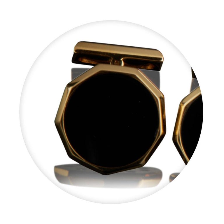 Octagon Cut Veschetti 18 Karat Yellow Gold Onyx Cufflinks For Sale