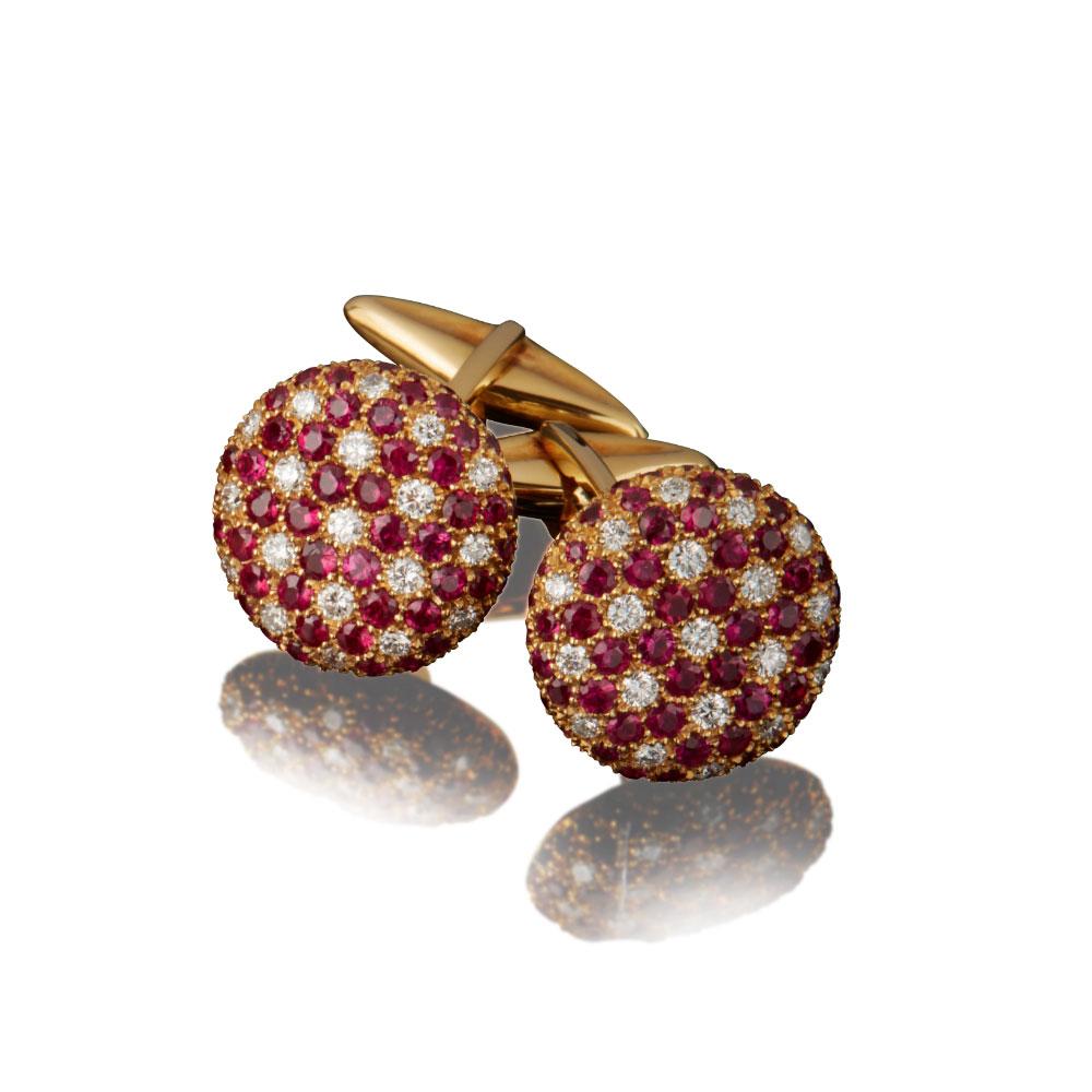 Contemporary Veschetti 18 Karat Yellow Gold Ruby Diamond Cufflinks For Sale