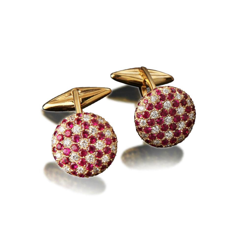 Veschetti 18 Karat Yellow Gold Ruby Diamond Cufflinks In New Condition For Sale In Brescia, IT