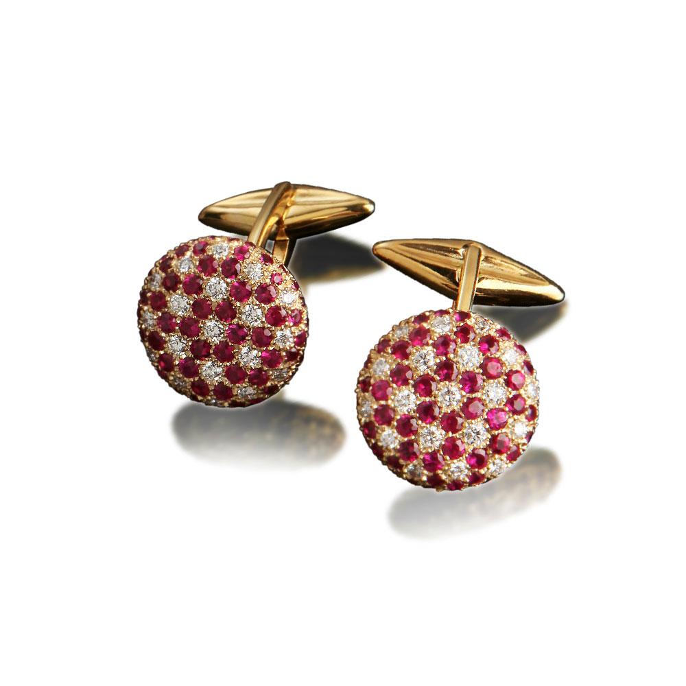 Men's Veschetti 18 Karat Yellow Gold Ruby Diamond Cufflinks For Sale