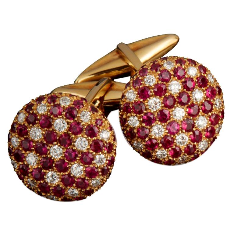 Veschetti 18 Karat Yellow Gold Ruby Diamond Cufflinks