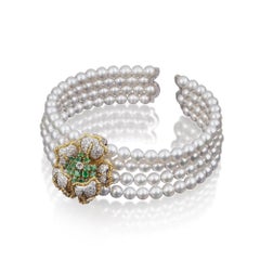 Veschetti 18 Karat White Gold, Pearl, Emerald and Diamond
