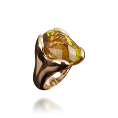 Veschetti 18 Kt Yellow Gold and Quartz Ring