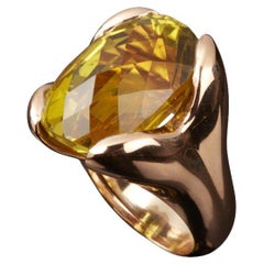 Veschetti 18 Kt Yellow Gold and Quartz Ring