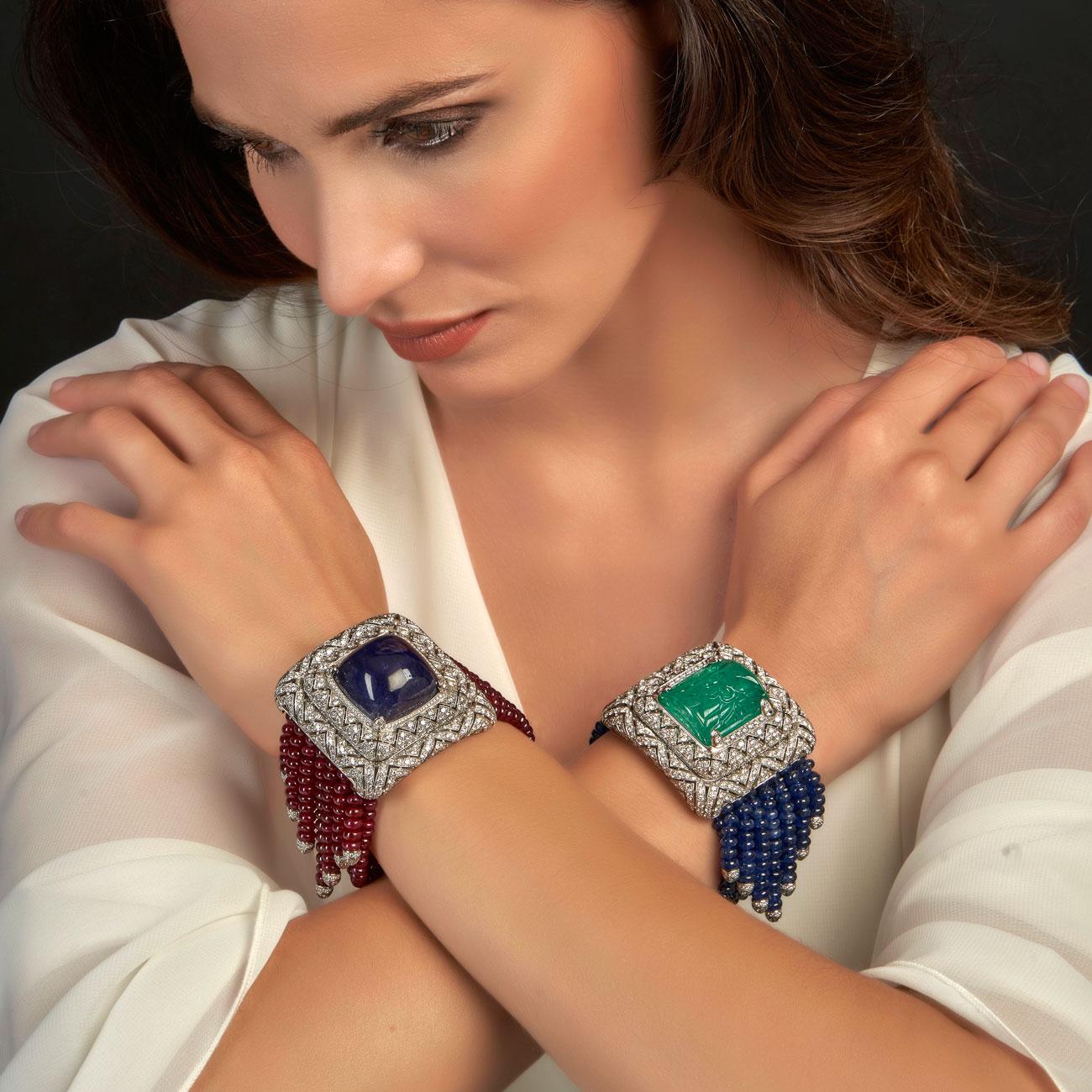 Brilliant Cut Veschetti 18 Kt White Gold, Emerald, Ceylon Sapphire and Diamond Watch-Bracelet For Sale