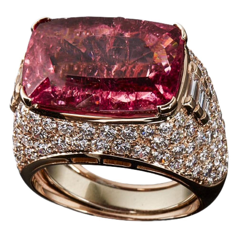 Veschetti Cushion-Cut Pink Tourmaline and Diamond Fashion Ring For Sale