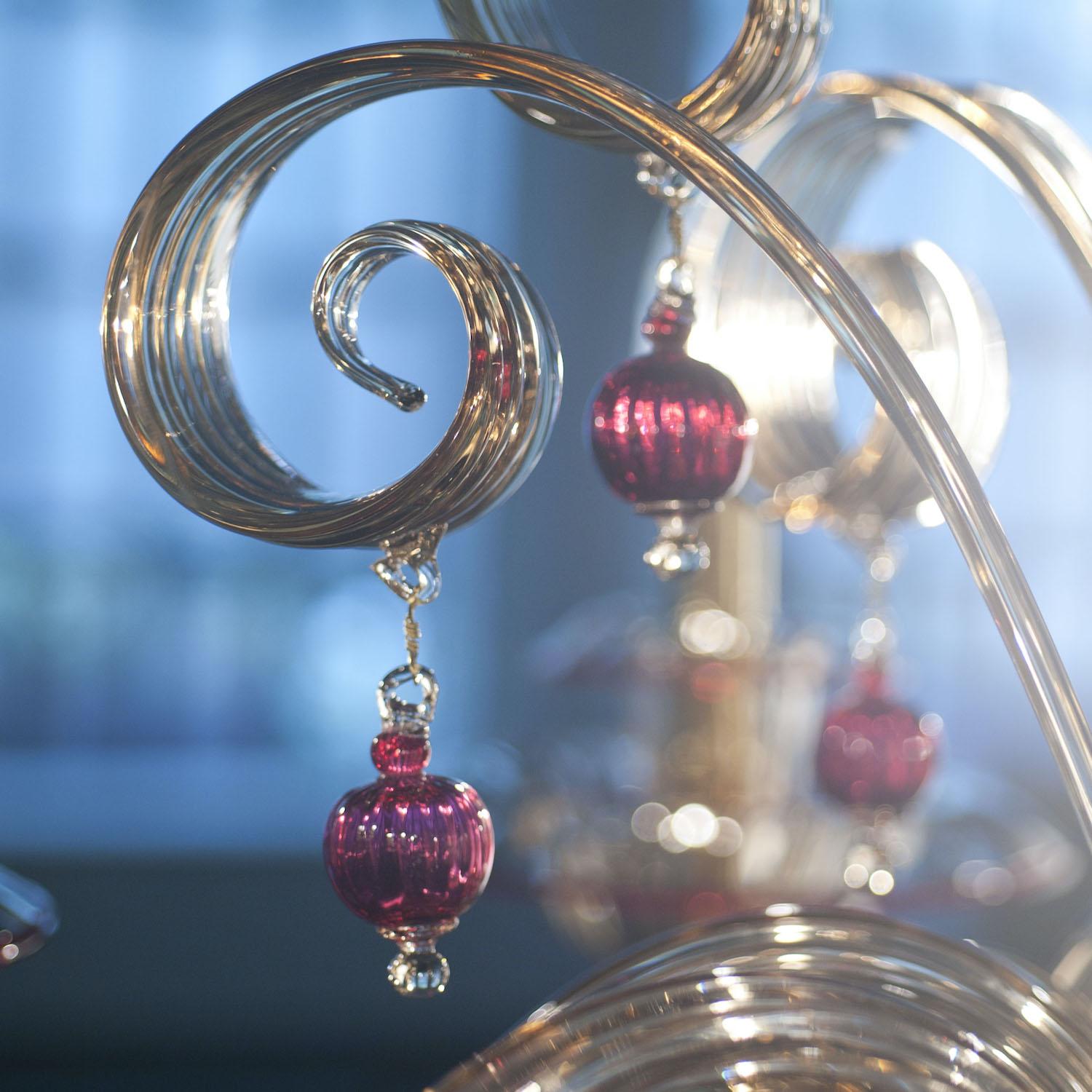 Vespucci Lampadario Elegante Artigianale in Vetro di Murano Dettagli Classici in vendita 1