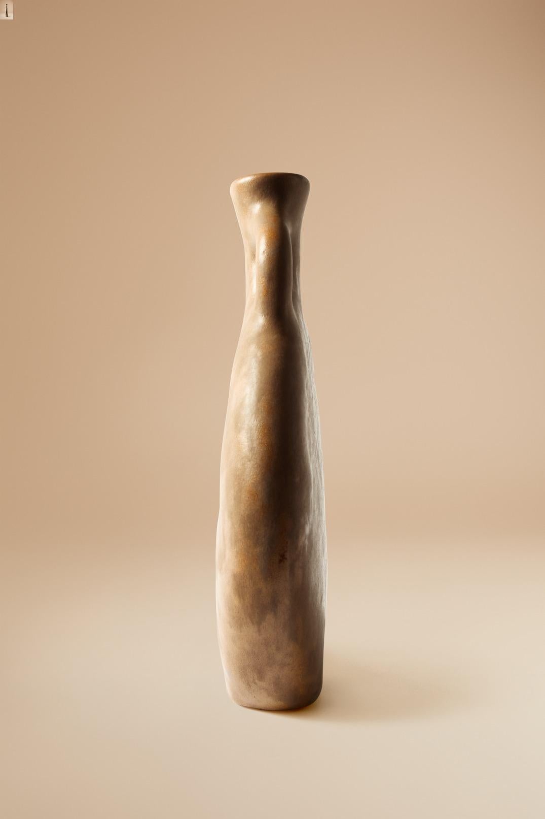 South African Vessel 03 in Smooth Stoneware Clay. Handmade by Jade Paton for Lemon For Sale