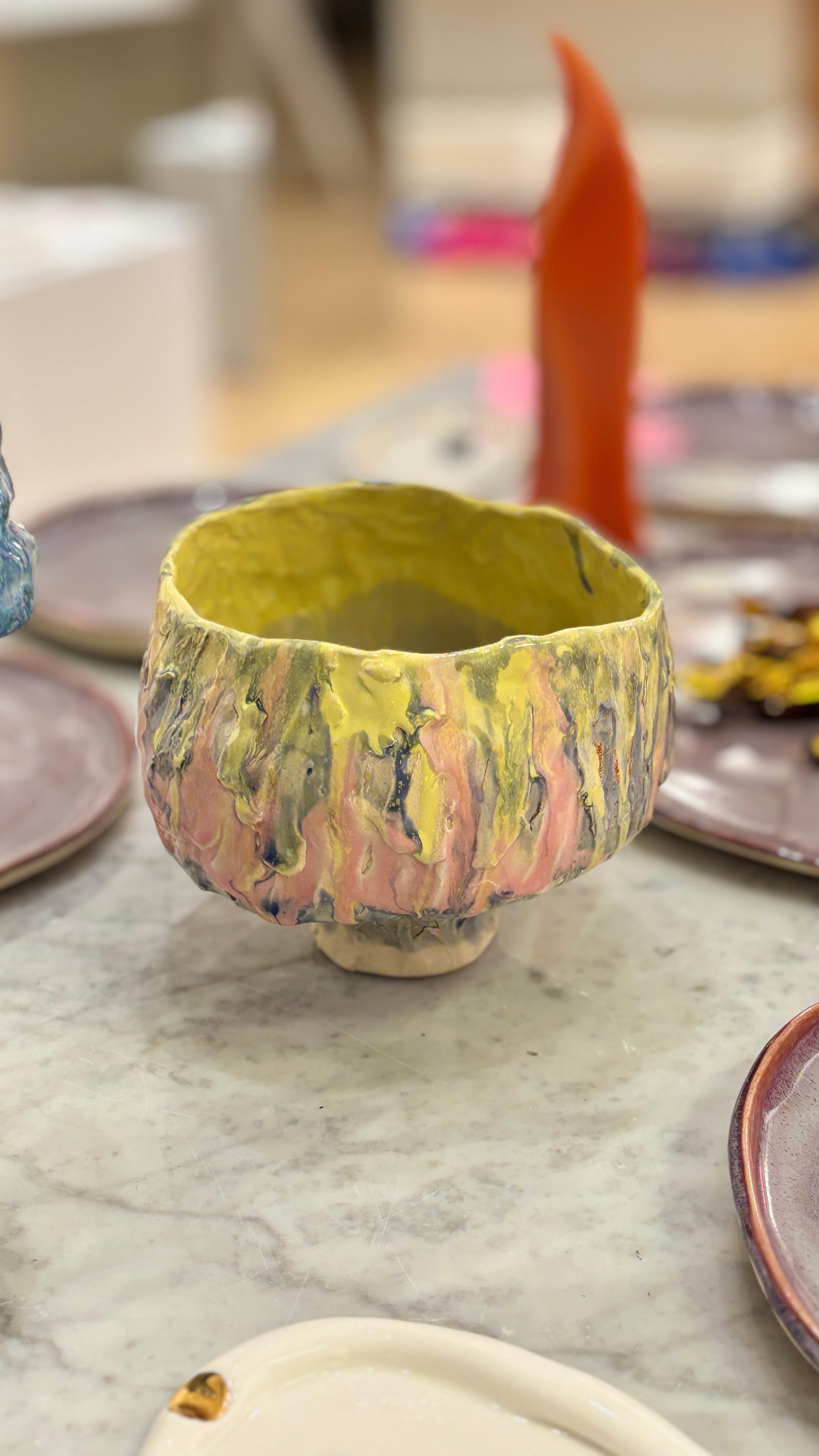 Vaso in gres in colori pastello in stile moderno in vendita 4