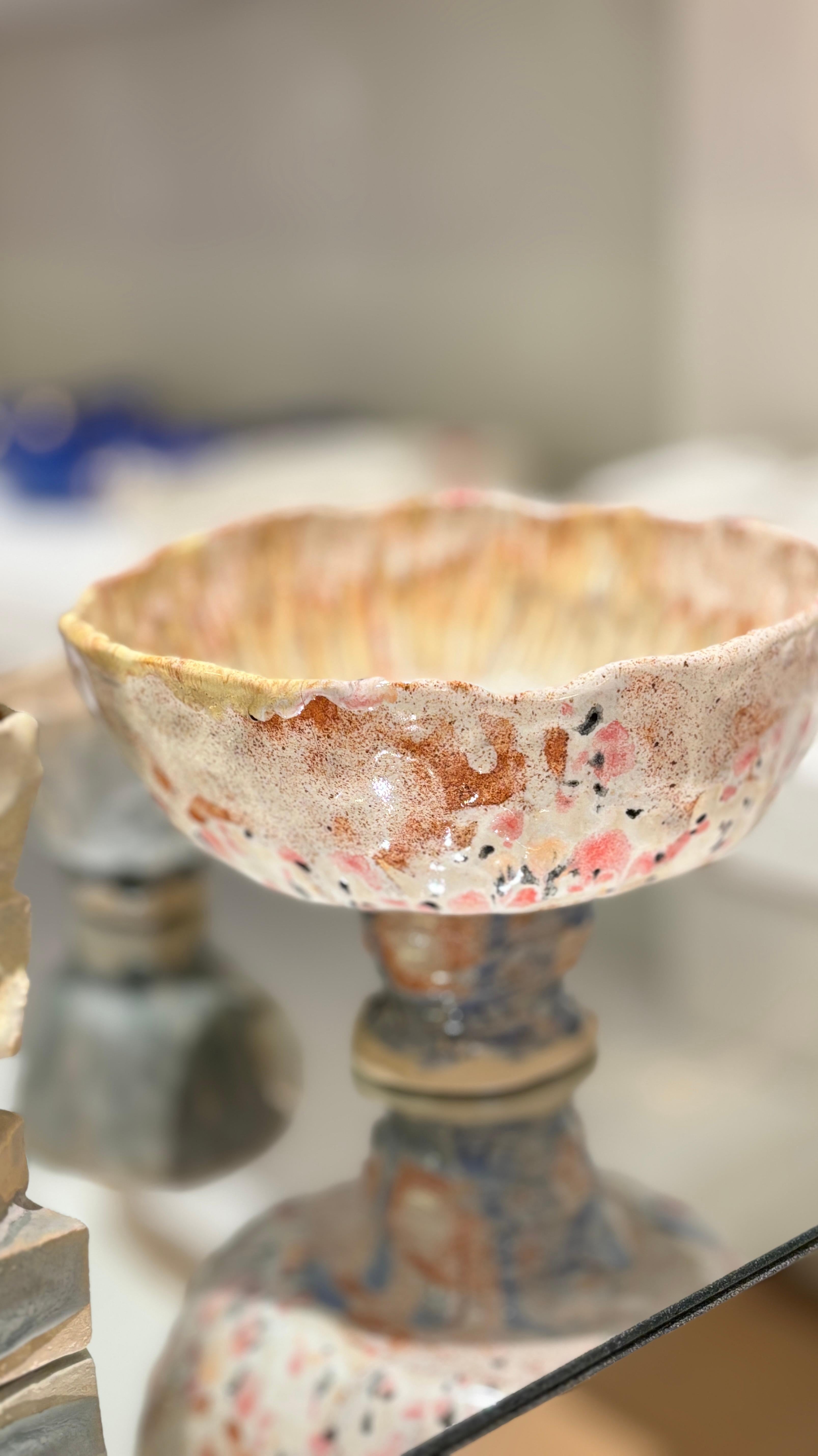 Vaso in gres in colori pastello in stile moderno in vendita 1