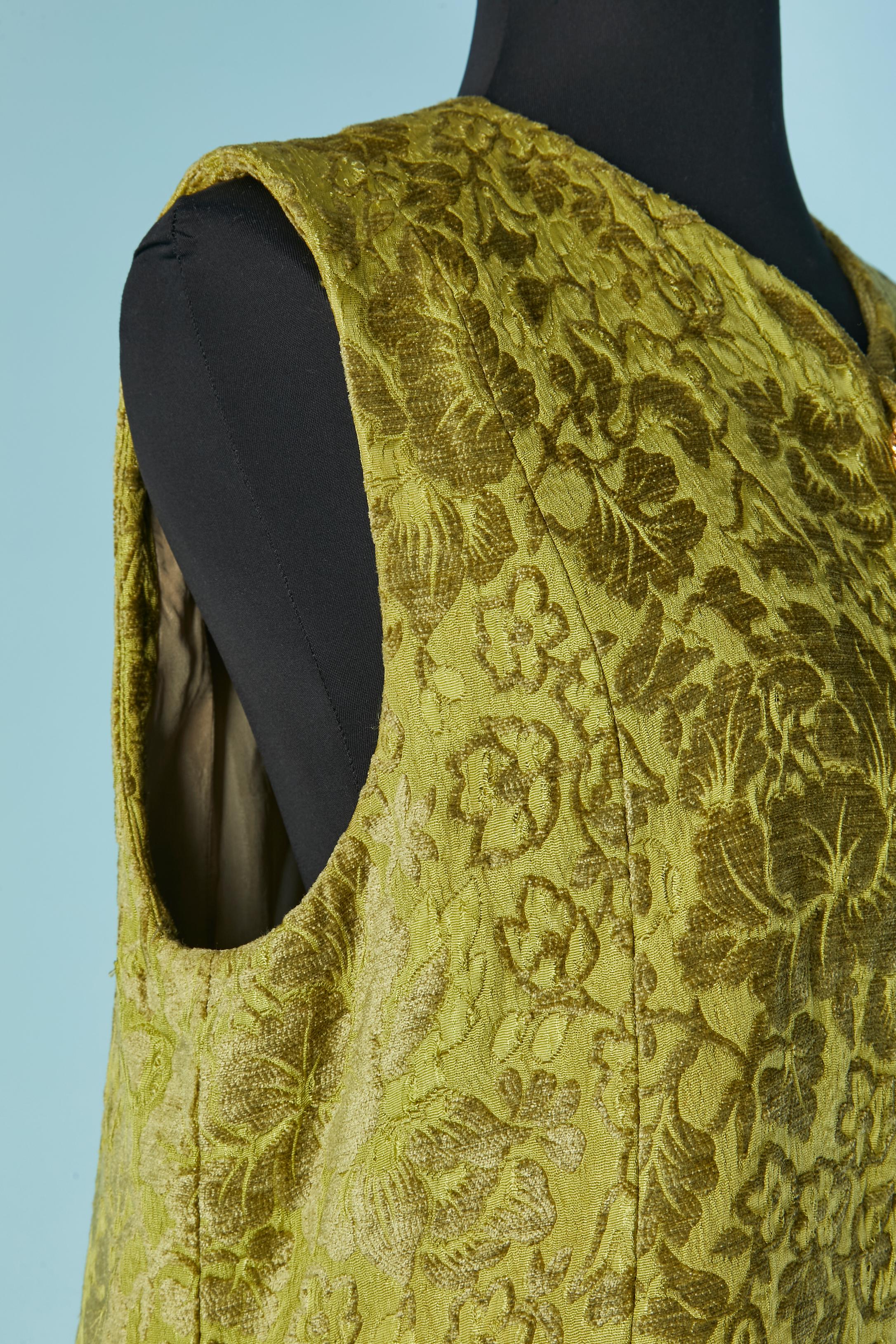 Women's Vest and trouser in damask velvet ensemble PIERRE BALMAIN IVOIRE Circa 1970's For Sale