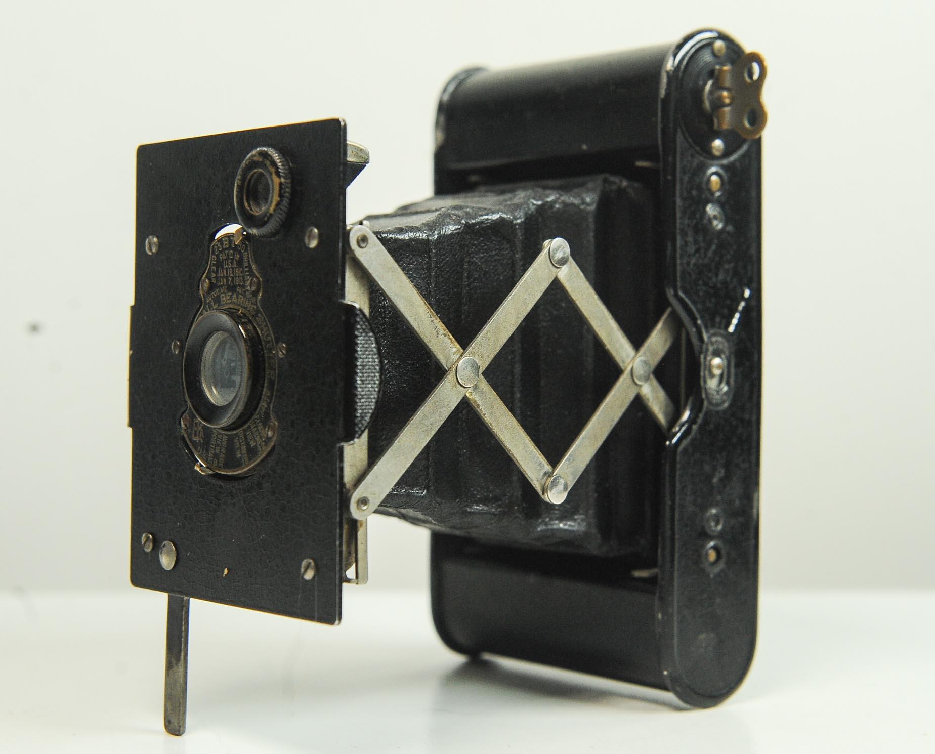 Westentasche Kodak Strebe Klappbare Rollfilm Mittelformatkamera 1912-1934 (Art déco) im Angebot