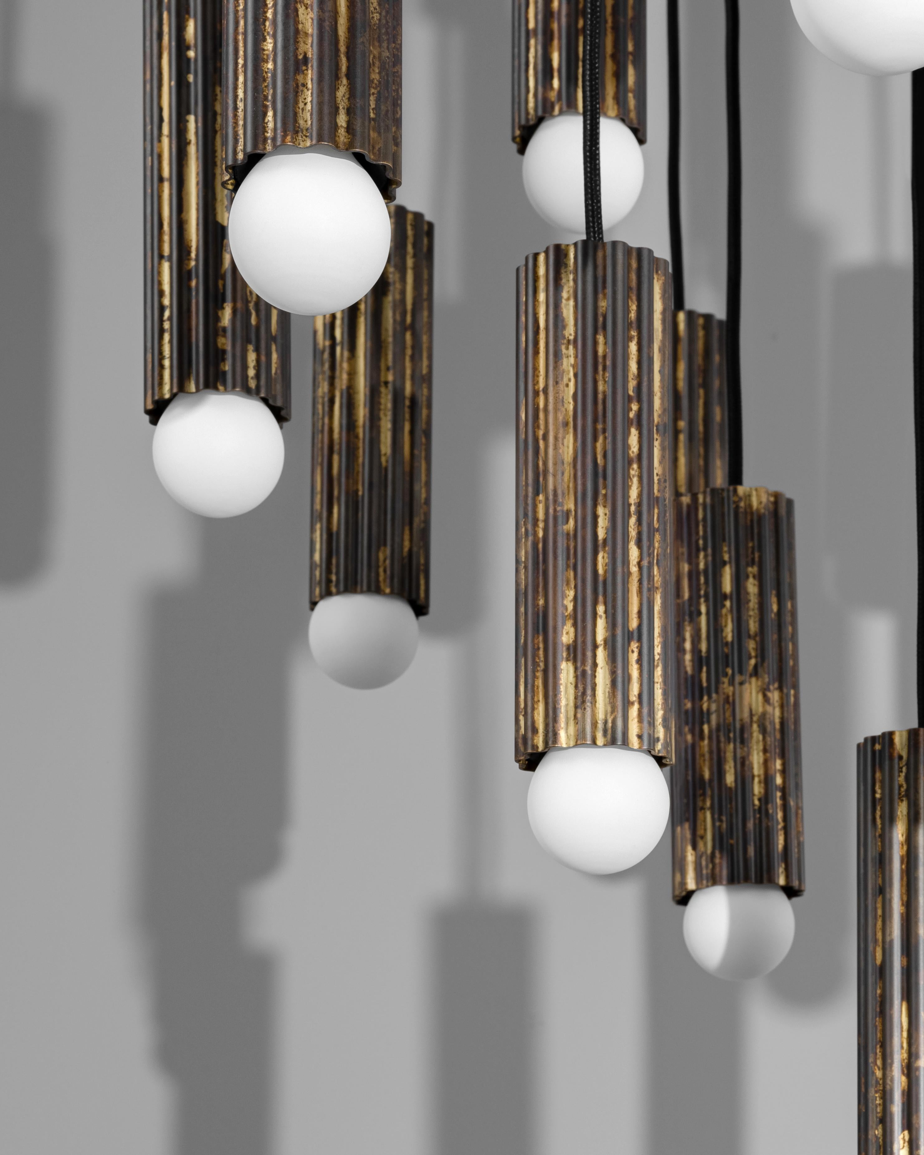 Vesta Cluster 32 Chandelier For Sale 6
