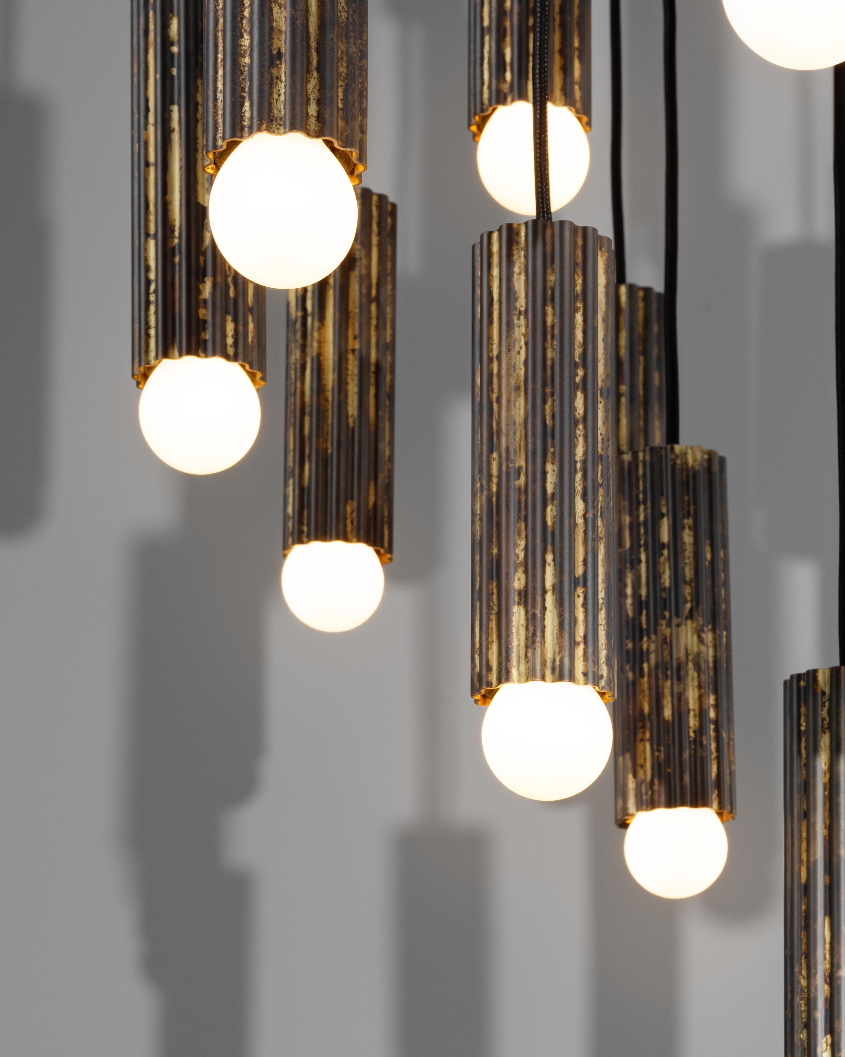 Vesta Cluster 32 Chandelier For Sale 7