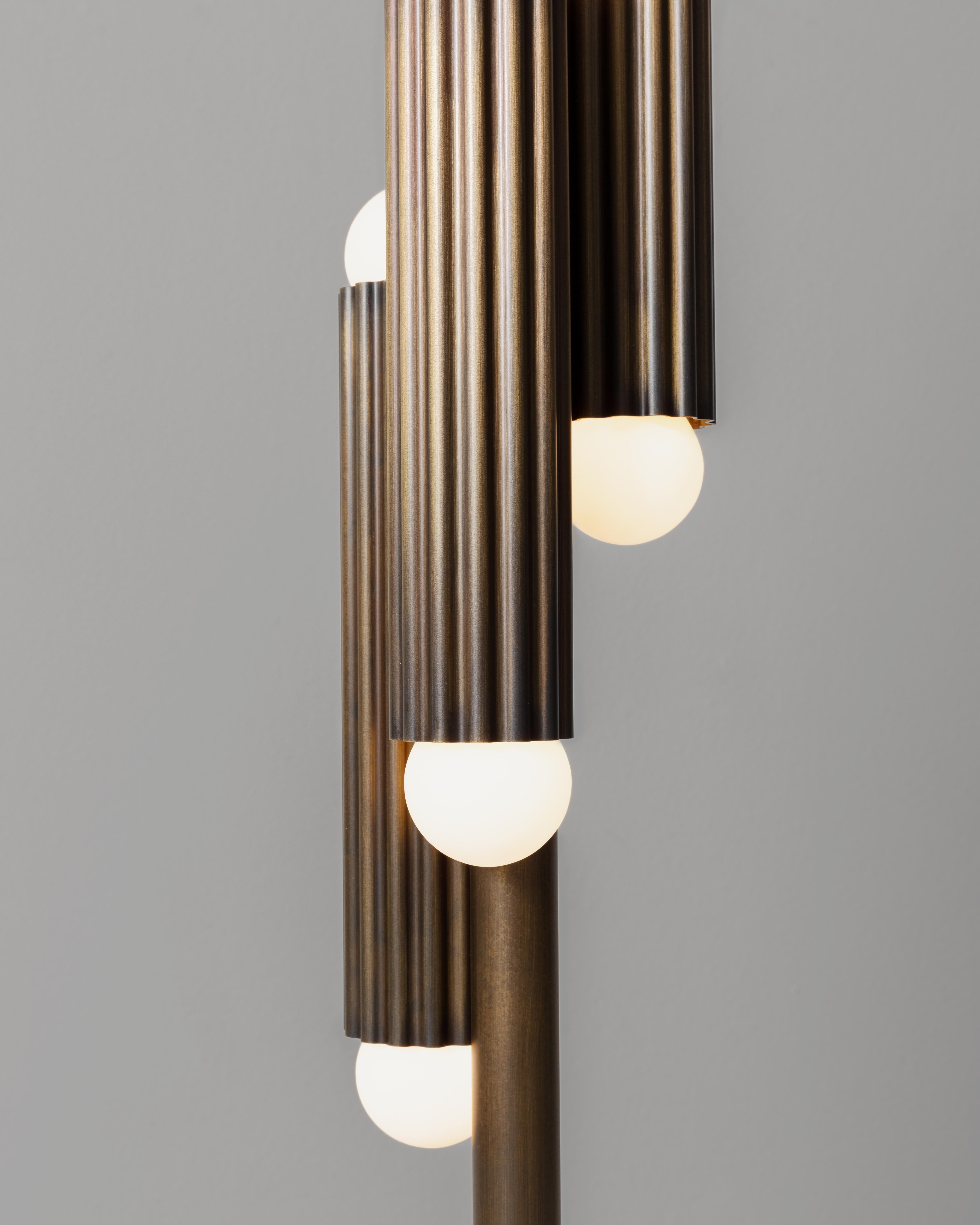 Vesta Table Lamp im Angebot 7