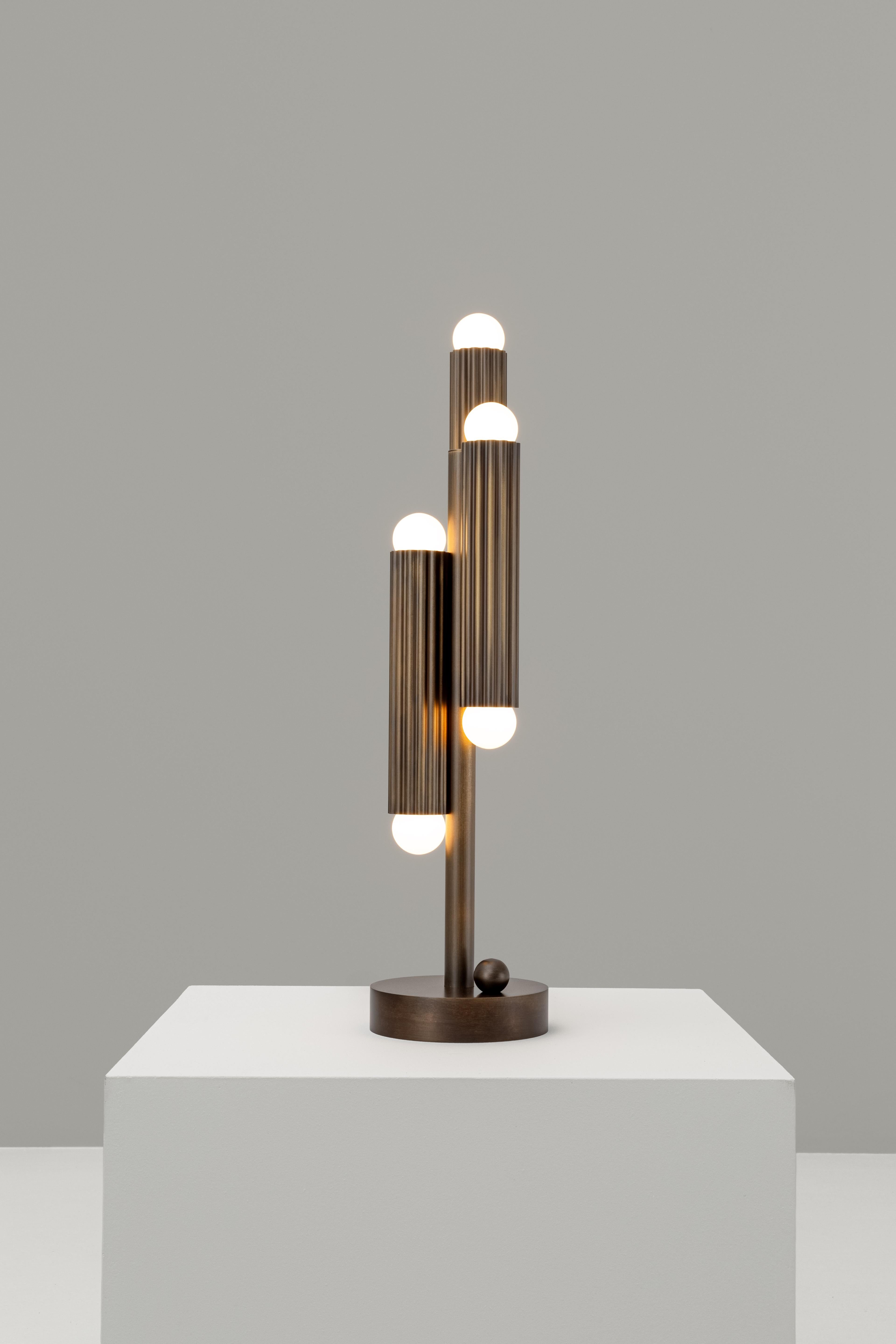 Vesta Table Lamp im Angebot 11