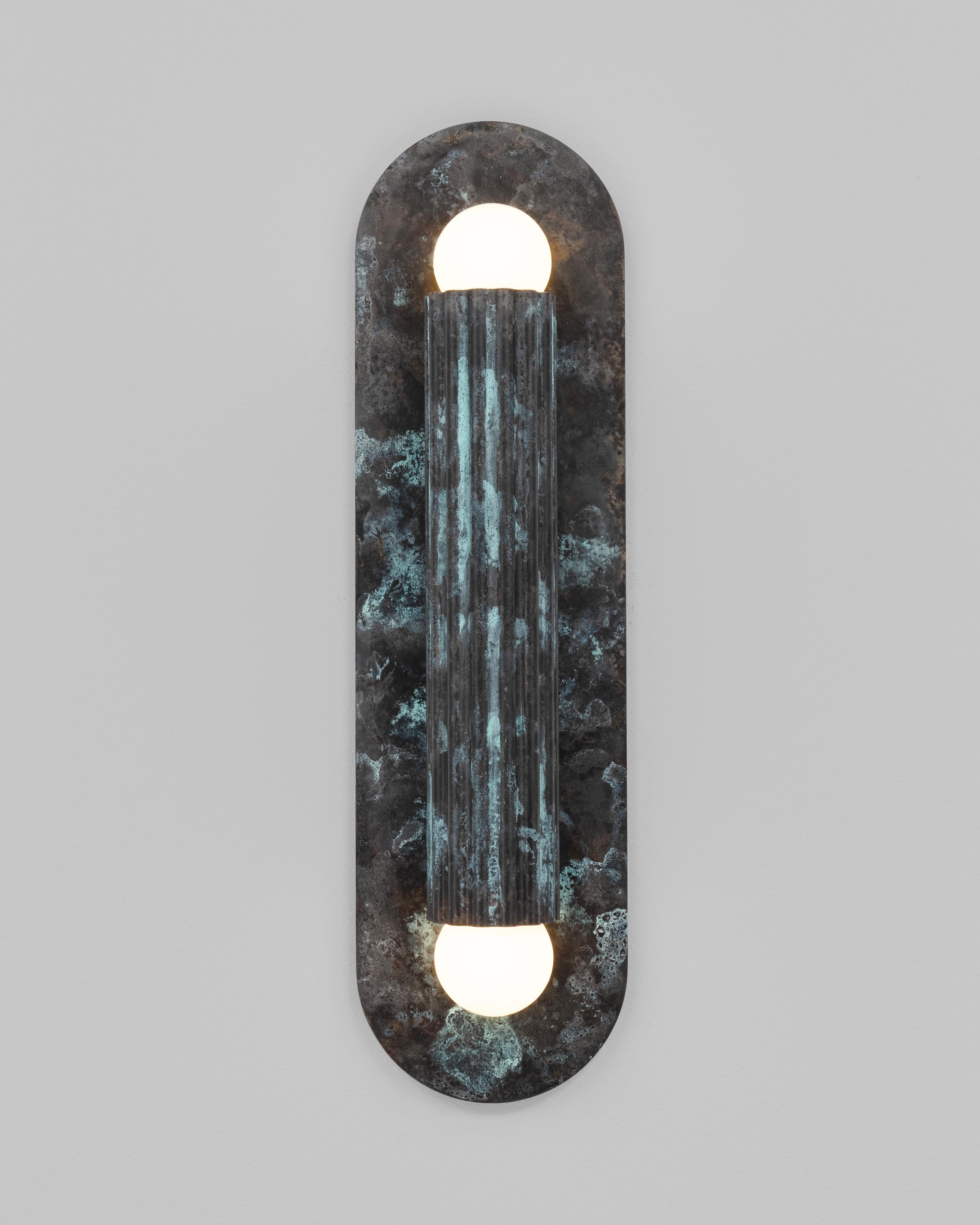 Industriel Applique murale Vesta Medium en vente