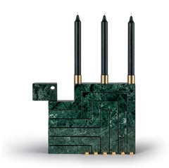 Vestalia Kerzenhalter aus grünem Marmor Verde Imperiale und Messingdetails