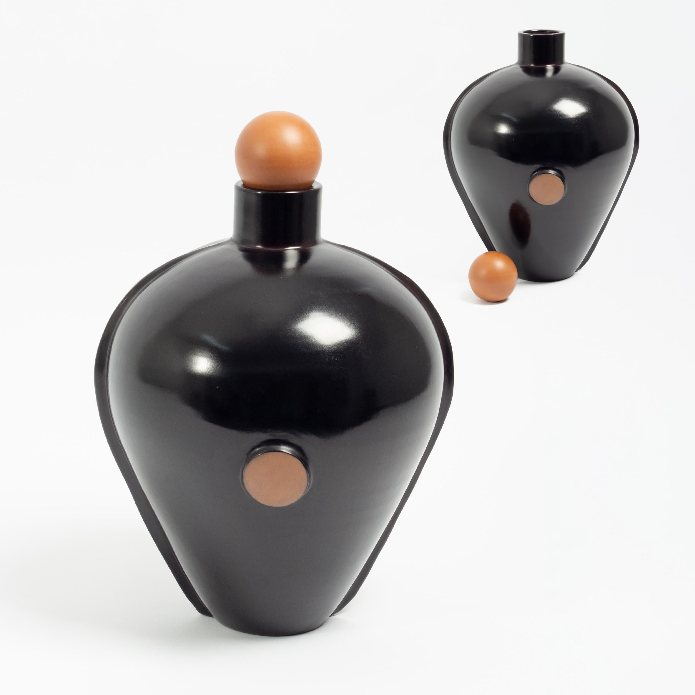 Studio Altar designed a limited edition of contemporary Peruvian pottery that showcases the line of the Vicus ceremonial water vessels, and the tradition of the north Peruvian pottery. The addition of details comes from the inspiration of the