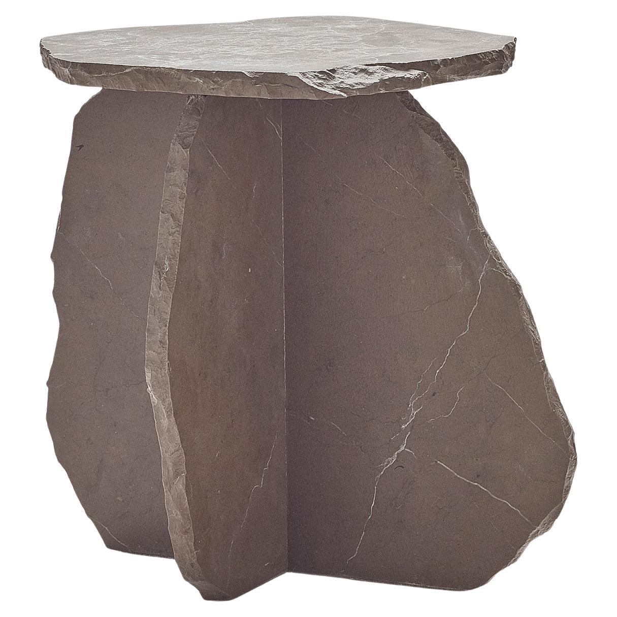 Table d'appoint Vestiges en pierre de marbre Table basse brutaliste et minimaliste