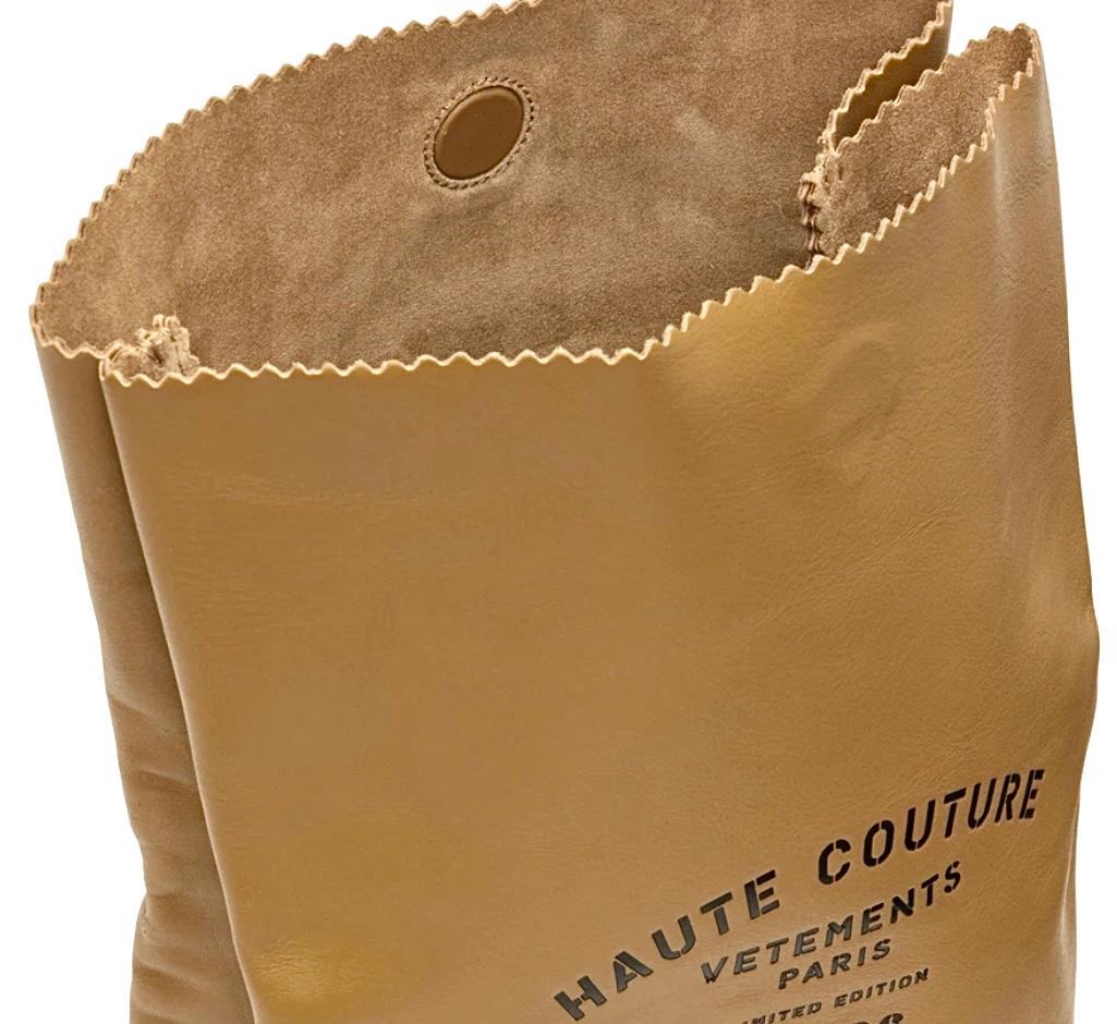 Vetement Couture Limitierte Auflage Kalbsleder-Brieftasche Clutch Messenger Bag, 2019 (20. Jahrhundert) im Angebot