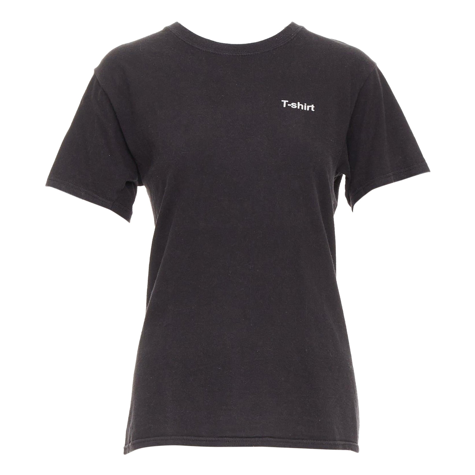 VETEMENTS 2017 - T-shirt à col ras du cou en coton noir et blanc avec explications sur les fonts baptismaux en vente