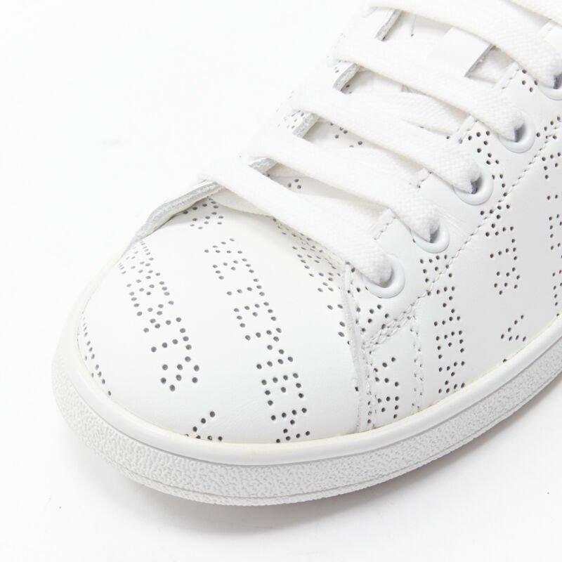 VETEMENTS 2018 Demna Logo perforiertes Leder Stan Smith niedriger Sneaker EU38 im Angebot 4