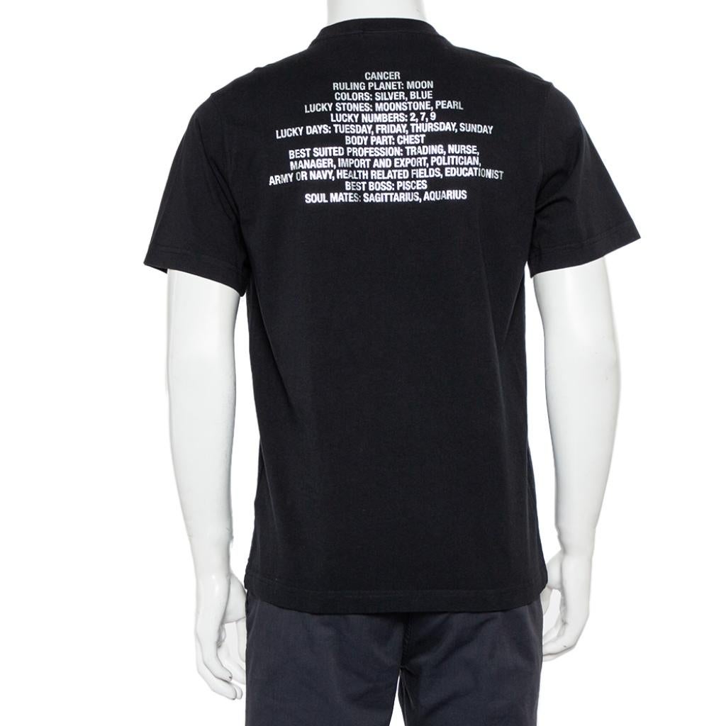 Unfold a stylish look with this Vetements T-shirt. The durable and comfortable piece is going to be your companion for years. It is made from cotton and designed with short sleeves and Cancer Zodiac prints on the front and back.

Includes: Packaging