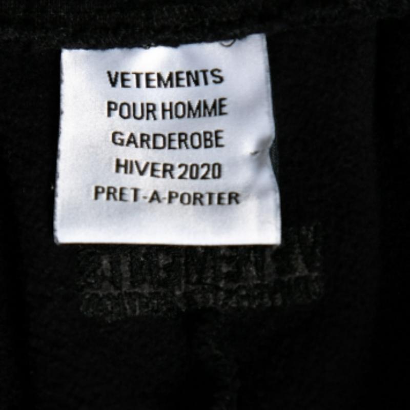 Vetements Black Cotton Printed Shorts M In Good Condition For Sale In Dubai, Al Qouz 2