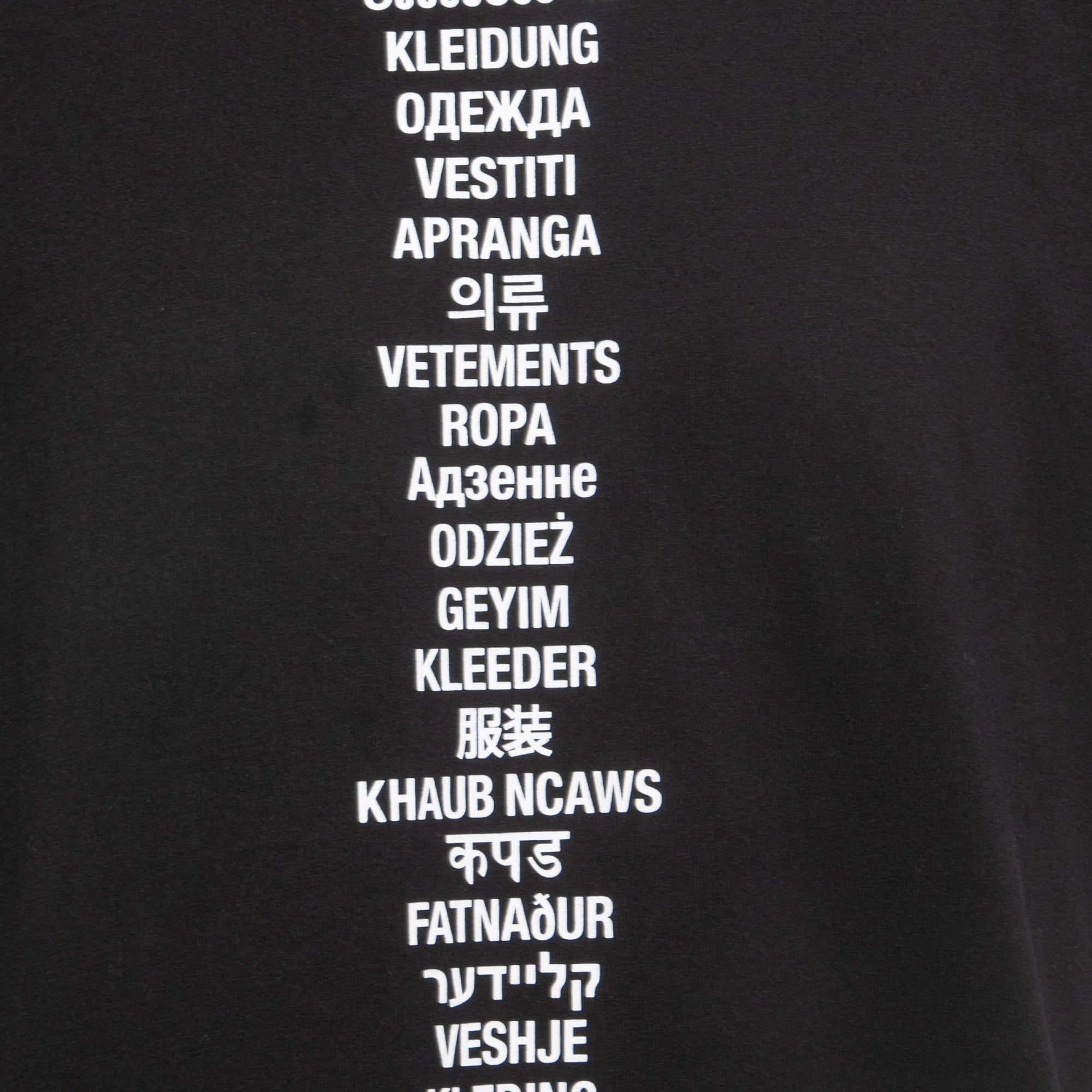 Vetements Black Languages Print Cotton Crew Neck Half Sleeve T-Shirt XS In Good Condition For Sale In Dubai, Al Qouz 2