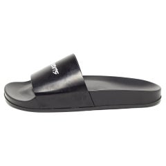 Vetements Schwarzes Leder Logo Flat Slides Größe 43