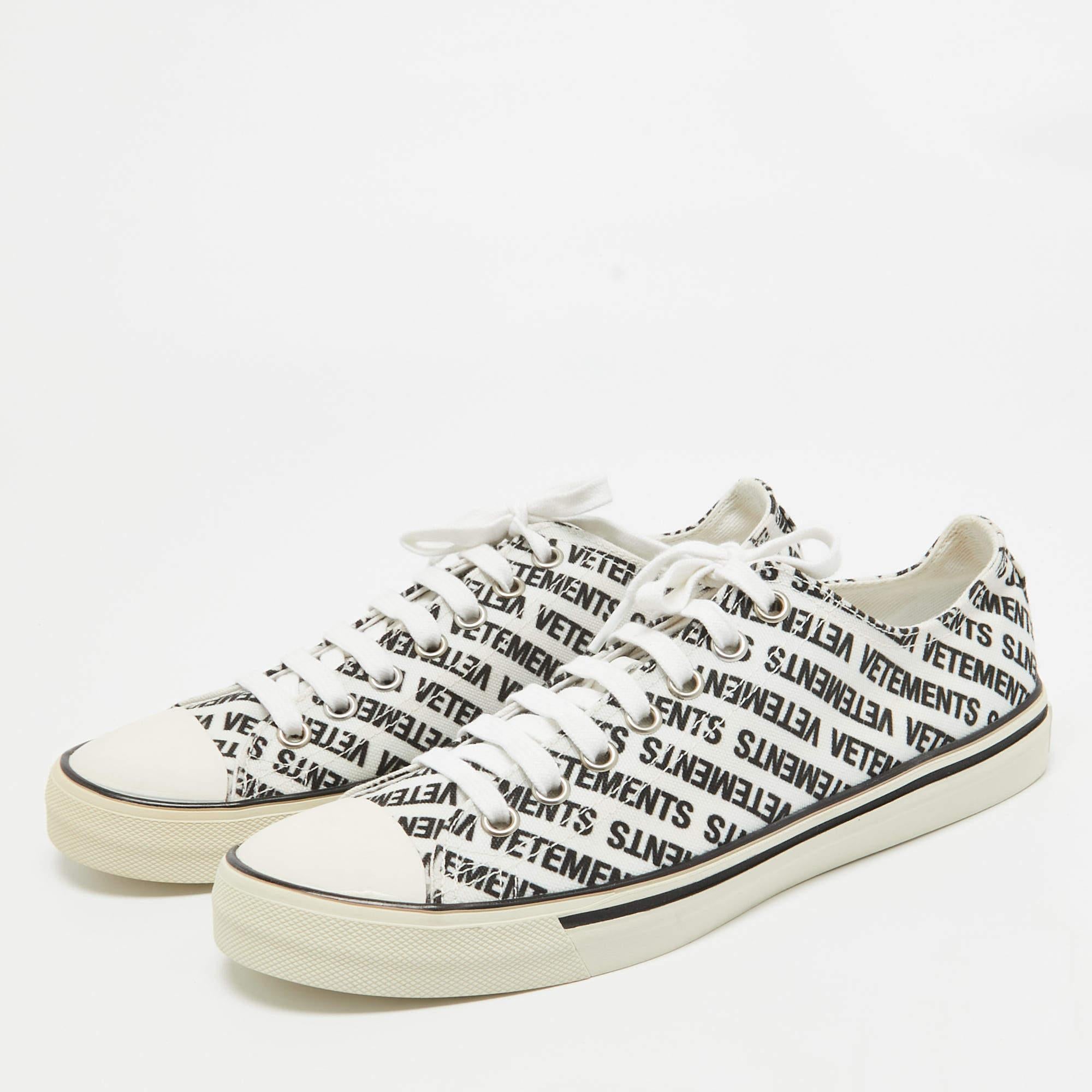 Coming in a classic silhouette these designer sneakers are a seamless combination of luxury comfort and style. These sneakers are designed with signature details and comfortable insoles.