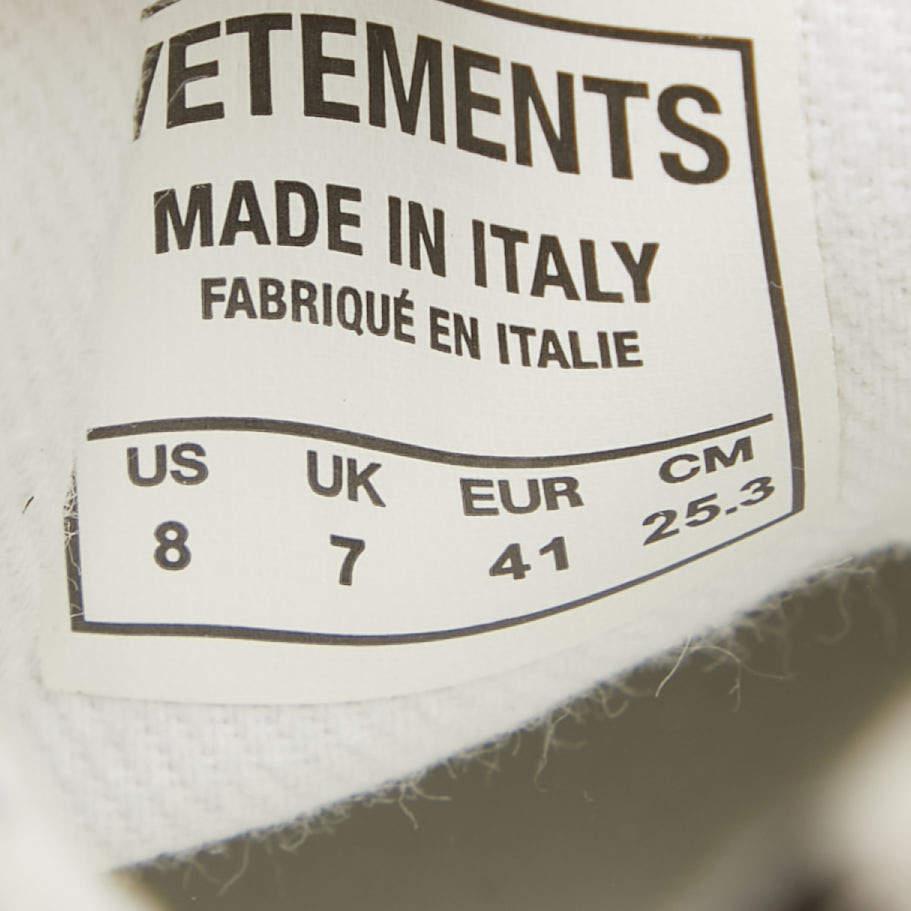 Vetements Black/White Logo Print Canvas Low Top Sneakers Size 41 For Sale 3