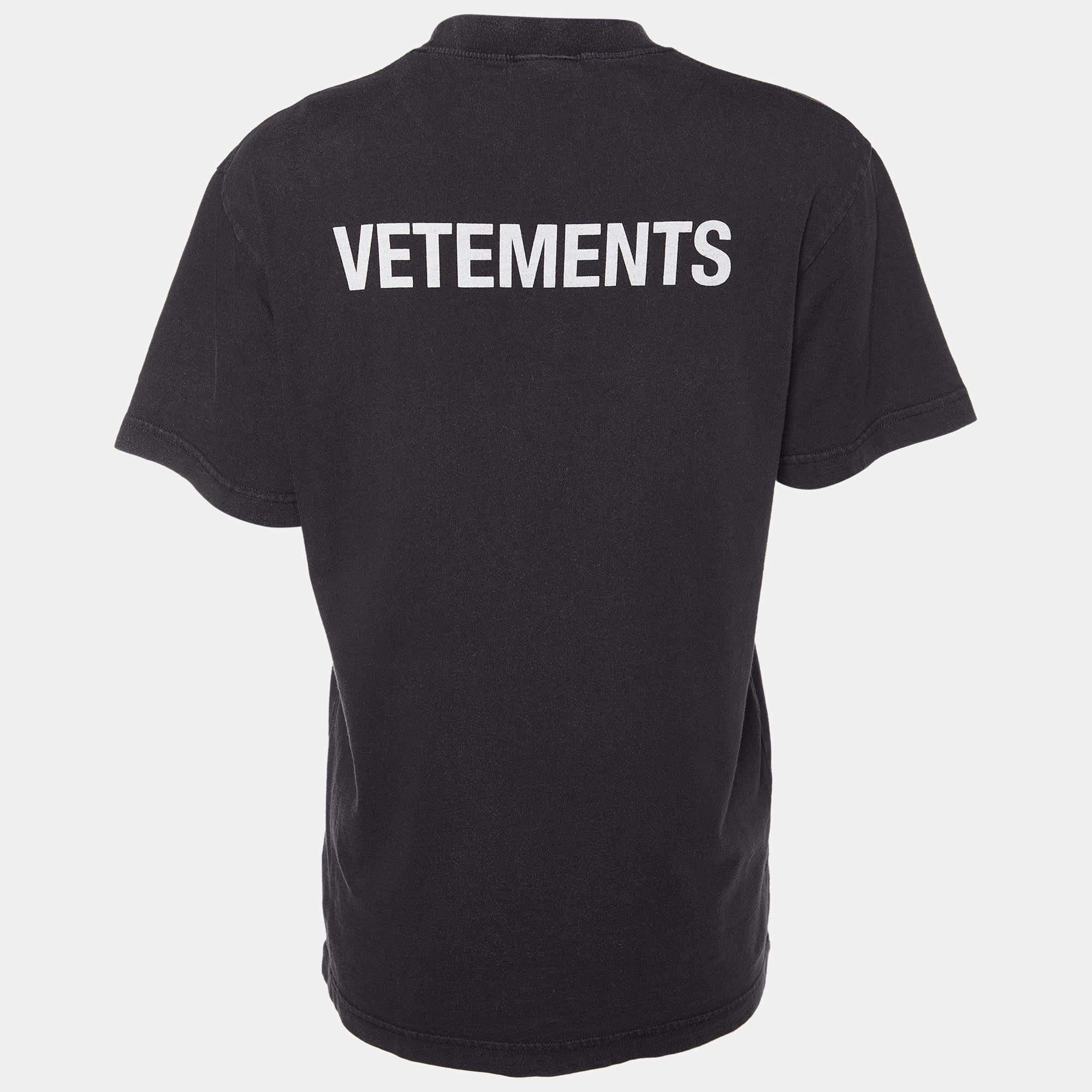 Whether you want to go out on casual outings with friends or just want to lounge around this t shirt is a versatile piece and can be styled in many ways. It has been made using fine fabric.