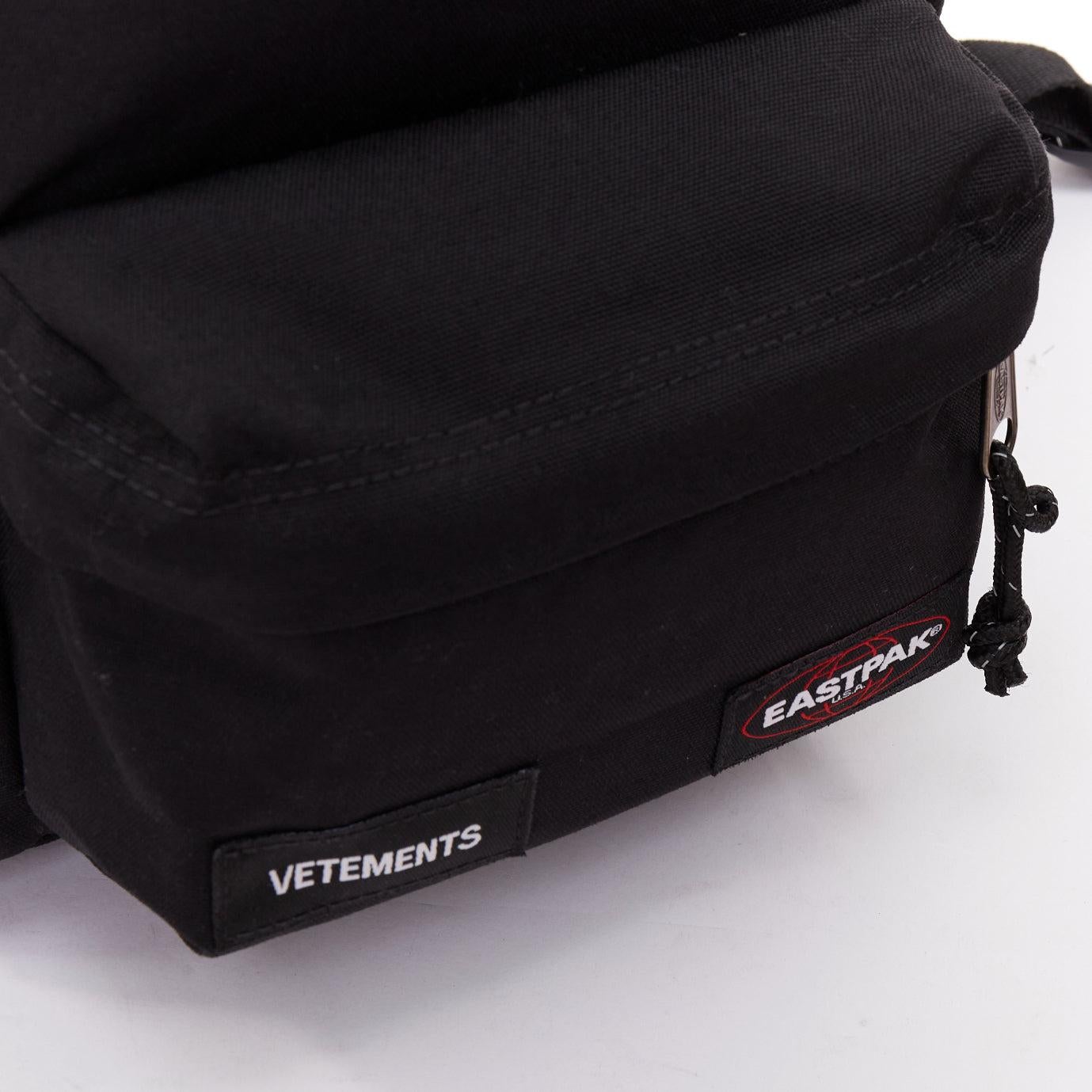 VETEMENTS EASTPAK 2017 sac à dos mini-sac à bandoulière avec logos noirs en vente 2